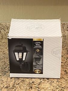 Hampton Bay 647-792 Motion Activated Outdoor Die-Cast Metal Wall Lantern