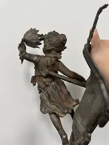 Vintage Putti Cherub Angel holding flower sculpture wall light sconce 14"x12"x7" - Picture 1 of 15