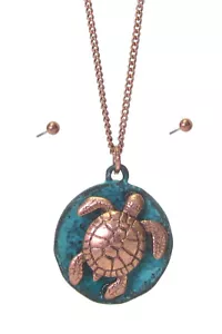 Set collana e orecchini tartaruga marina disco patina tartaruga marina colore rame - Foto 1 di 1