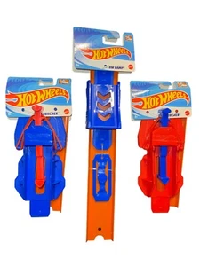Hot Wheels Rampa Lanciatore Blu e Lanciatore Rosso Set 3 Pezzi - Foto 1 di 1