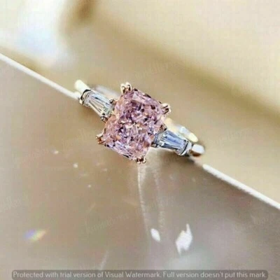 2 KT Finto Zaffiro Tre Pietre Fidanzamento Anello 925 Argento Sterling Placcato - Immagine 1 di 4