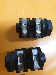 2 prese mono jack telaio 6,35 mm 1⁄4"" amplificatore altoparlante (115) - Foto 1 di 3