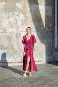 BNWT SHAKUHACHI Isabelle Wrap Dress Size XS 6 Burgundy RRP $349 - Picture 1 of 8