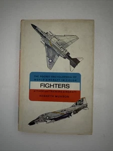 Pocket Encyclopedia Of World Aircraft In Color FIGHTERS by Ken Munson 1966 HC - Imagen 1 de 4