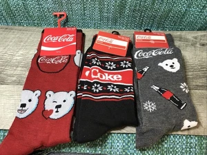 3 NEUE Paar Neuheiten Coca Cola Socken Erwachsene Größe 6,5-12 - Bild 1 von 5