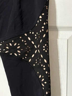 Onzie Flow Black Spandex Leggings Cutout Design EUC S/M Juniors High Waisted - Image 1 of 4