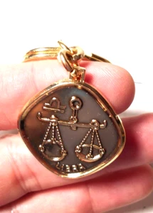 Vintage Zodiac Libra Amity 1970s Keychain Keyring - Picture 1 of 4