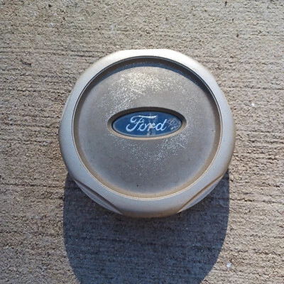 Ford Explorer Sport Trac center cap 2001-2005 part number 1L54 1A096 AC 04 - Image 1 of 3