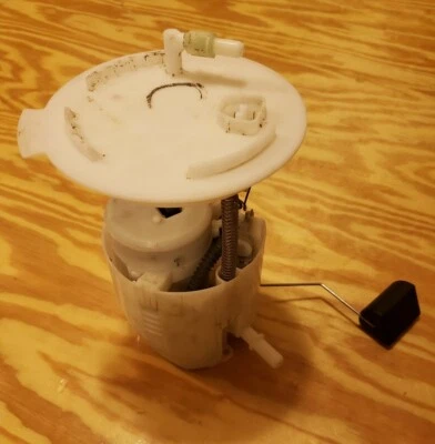 Módulo de montaje de bomba de tanque de combustible Lincoln MKX 08-10 OEM  Foto 1 de 4