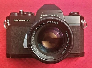 COLLECTORS HONEYWELL PENTAX BLACK SPOTMATIC SP II CAMERA w/SMC TAKUMAR 50MM LENS - Picture 1 of 10
