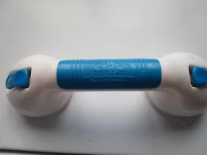 BATH & SHOWER SAFETY GRIP HANDLE WITH SUCTION CUPS ~ EXTRA PROTECTION FROM FALLS - Picture 1 of 4