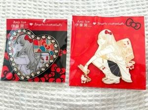 Junji Ito x Hello Kitty Herz Pin Anstecker Metall Sanrio Collab - Bild 1 von 1