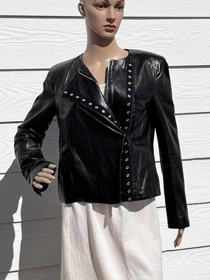 Jaqueta de couro de cordeiro Diane Von Furstenberg preta macia com detalhes cravejados tamanho 6 - Imagem 1 de 4
