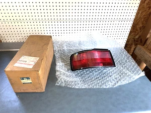 GM OEM NOS 16513925 LH Driver Tail Lamp Capsule 1993-1997 Cadillac Seville - Picture 1 of 7