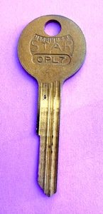 Star Brass Key Blank OPL7 for Chrysler Trunk 1959-1965 UNCUT - Picture 1 of 2