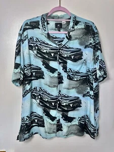 H&M THE FAST AND THE FURIOUS Car Movie Short Sleeve 100% Viscose Shirt Size M - Picture 1 of 7