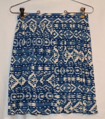 ¡NUEVO CON ETIQUETAS! Loveappella para Stitch Fix "Falda Columpio Estampado Lavana Ikat" Azul/Blanco; S Foto 1 de 2