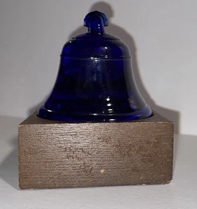 Vintage KOBALT blaue Glasglocke auf Holzständer Briefbeschwerer Telefongesellschaft - Bild 1 von 10