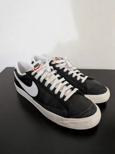 Nike Blazer Low '77 Vintage Nero/Bianco-Scarpe Vela Taglia 11 Sneakers DA6364 001 - Foto 1 di 9
