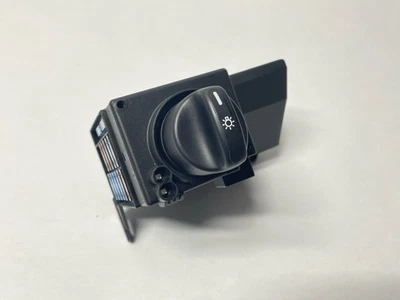 Модуль переключателя управления фарой 97–04 Mercedes R170 SLK230 SLK320 1705450304 от оригинального производителя - Изображение 1 из 4