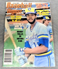 1981 MLB BASEBALL DIGEST MONTHLY MAGAZINE BREWER CECIL COOPER ON COVER RARE!