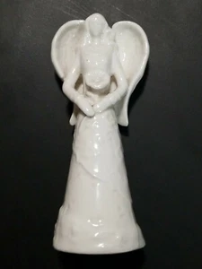 Vintage Porcelain White Angel with Flower 14,3 cm, 5.5 in - Picture 1 of 2