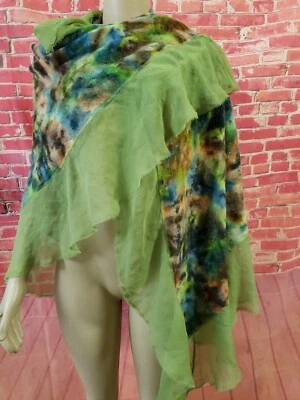  Corinne Montreal Women's 48X48X73 Green Cashmere & Silk Scarf NEW (B3) - Image 1 of 4