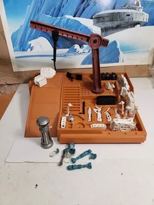 Droid Factory Playset Ricambi Star Wars Vintage Incompleto No Ricambi R2 con FX-7 - Foto 1 di 13