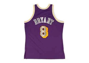 Camiseta Mitchell & Ness Kobe Bryant 1996-1997 púrpura Los Angeles Lakers Python - Imagen 1 de 4