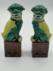 2 Antique 19th C Foo Dog Statue Porcelain Chinese Fu Guardian Green Yellow - Picture 1 of 9