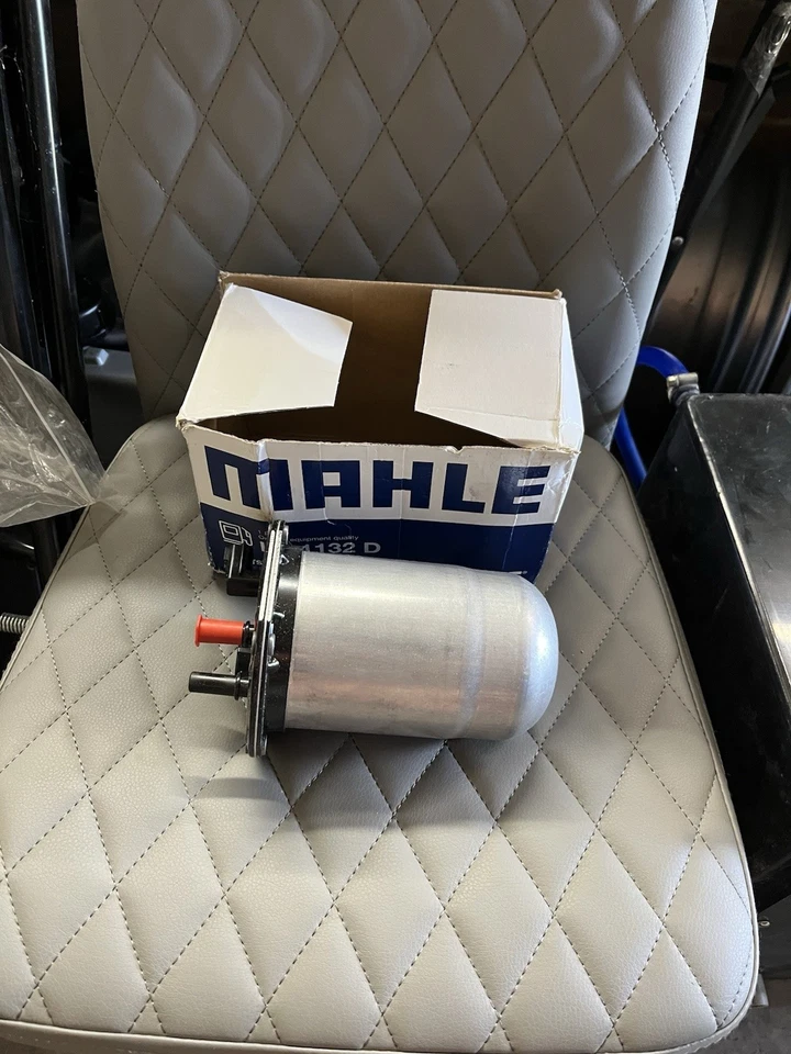 Fuel Filter KL1132D Mahle 1640000Q2M 1640000Q3K 164003560R 164004350R 72492317 - Image 1 of 1