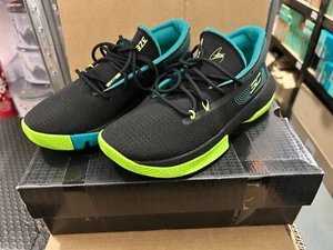 Scarpe da basket Under Armour Steph Curry SC 3ZER0 III taglia UK 5 - Foto 1 di 7