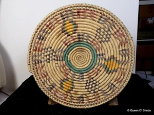 Alfombra de cesta de pared plana africana vintage de fibra natural y tintes poss. Sudán c 1950s - Imagen 1 de 16