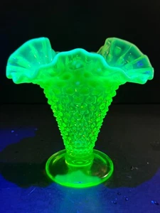 Fenton Vintage Topaz Opalescent Vaseline Hobnail Glass Trumpet Vase Pre Logo - Picture 1 of 9