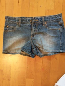 Schlammblaue Jeansshorts für Jugendliche Größe 5 - Bild 1 von 3