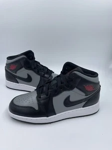 Nike Air Jordan 1 Mid GS Shadow Red - Talla 37,5 - Nuevas y sin usar - Imagen 1 de 6