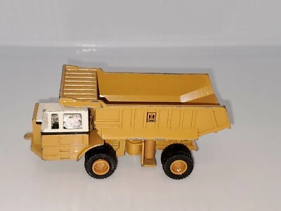 Camión de volteo hidráulico ERTL CO.International Harvester 110-0002 Foto 1 de 4