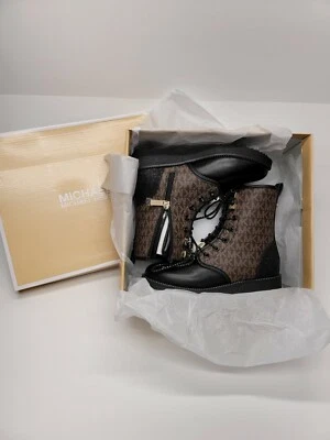 Botas de Combate Michael Kors Haskell Niñas (Jóvenes) Marrón/Negro Estampado de Logo 11M-5M Foto 1 de 4