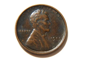 1909-P (VDB) Lincoln Wheat Cent with AU details,  Nice Better Grade Vintage Coin - Picture 1 of 2