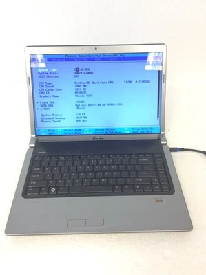 Laptop Dell Studio 1537 Pentium Dual-Core T420 2,20 GHz 15" con 3 GB de RAM, DVD-RW Foto 1 de 4