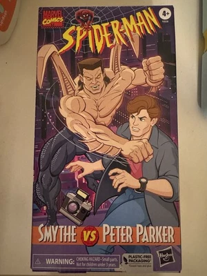 2023 Hasbro Marvel Legends Smythe vs Peter Parker Spider-Man VHS 2 pacotes lacrados - Imagem 1 de 4