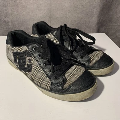 DC Womens 10 M Chelsea Low Top Skate Shoes Gray Black Skateboarding Canvas Sport - Image 1 of 4