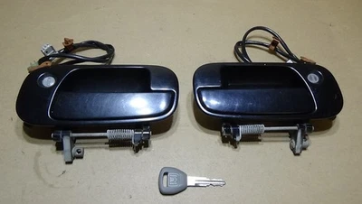 1997-2001 Honda Prelude Driver Passenger Exterior Door Handle Black - Image 1 of 4