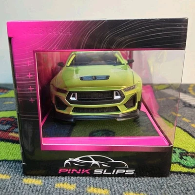 Ford Mustang RTR Spec 5-D verde rosa deslizante 2025 • Carro fundido Jada 1:24 - Imagem 1 de 4
