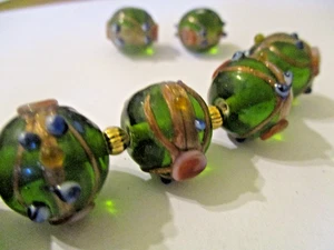 12 Olivin Grün 14 x12 mm Hochzeitstorte Lampwork Glasperlen VN40 - Bild 1 von 4