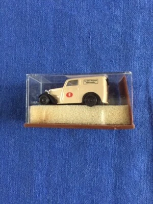 Brekina 1/87 furgone DKW F 7 box- garage, vintage da collezione - Immagine 1 di 4