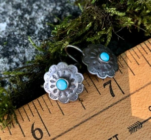 Antique Vintage Sterling Turquoise Earrings screw-back - Picture 1 of 5