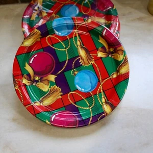 Plaid Tidings Christmas Dinner Paper Plates Four 8 Ct 10 1/3" Gold Red Green 32 - Picture 1 of 4