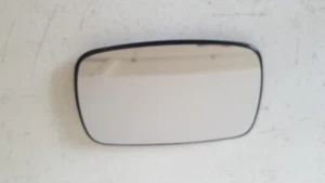 GENUINE FORD MONDEO 1996-2000 RIGHT DRIVER SIDE HEATED MIRROR GLASS 1025039 - Picture 1 of 3