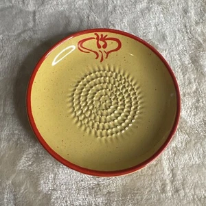 Claytan Garlic Grater Plate 5" Zester Yellow Red Trim Ceramic Product of France - Picture 1 of 6